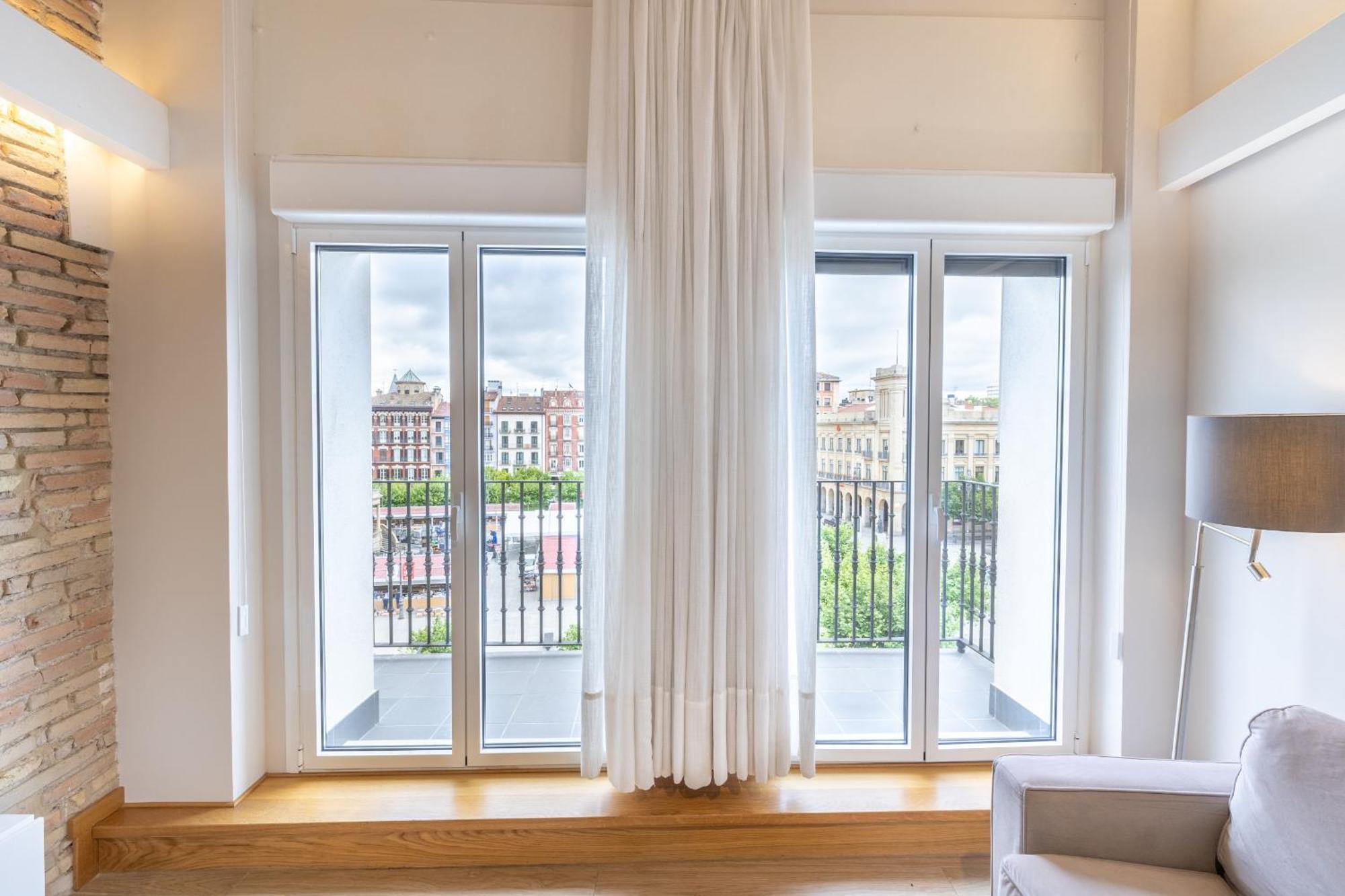 Ferienwohnung Tuapartamento Gran Boutique - Centro Ciudad Plaza Del Castillo Pamplona Exterior foto