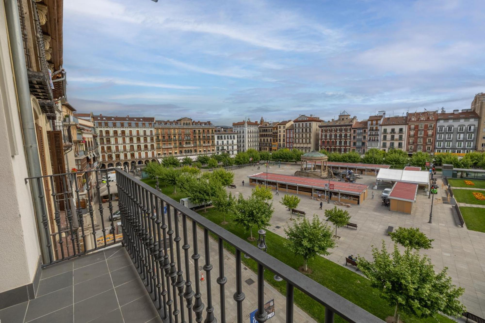 Ferienwohnung Tuapartamento Gran Boutique - Centro Ciudad Plaza Del Castillo Pamplona Exterior foto