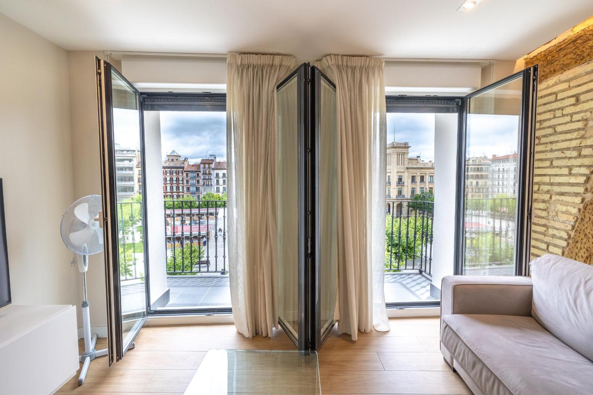 Ferienwohnung Tuapartamento Gran Boutique - Centro Ciudad Plaza Del Castillo Pamplona Exterior foto